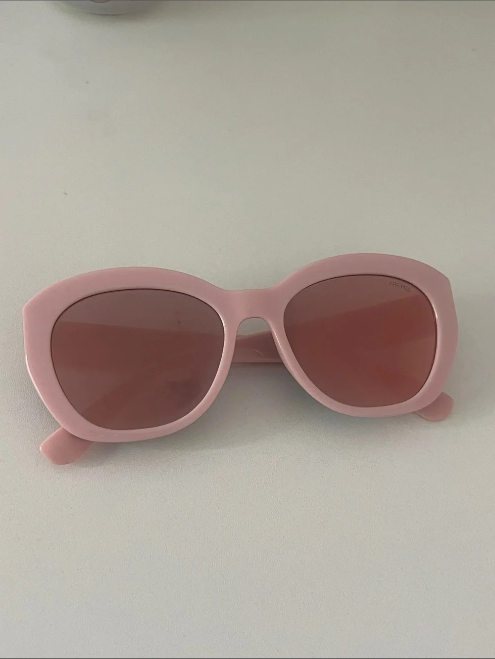 FREYRS Pink Sunglasses